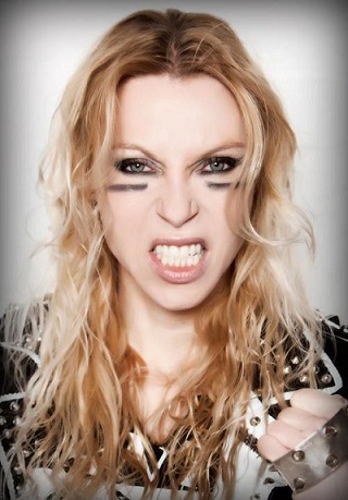 Angela Gossow2