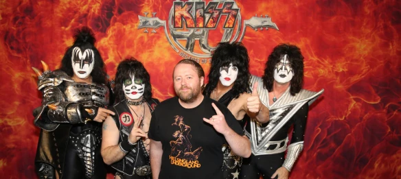 KISS posing with Roppongi Rocks' Stefan Nilsson in Tokyo in 2015.