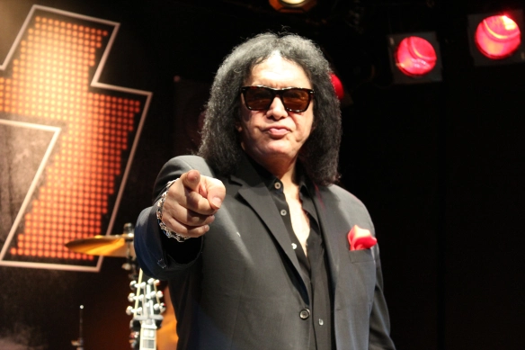 Gene Simmons posing for Roppongi Rocks at the KISS Expo in Tokyo, Photo: Stefan Nilsson