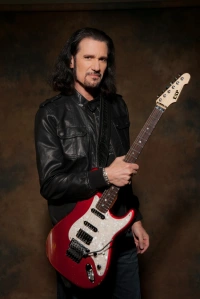 Bruce Kulick - Photo: Rick Gould