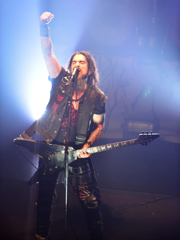 Gig review: A sweaty and heavy evening with Machine Head in Tokyo ...
